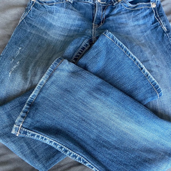 Miss Me Jeans - Picture 3 of 5